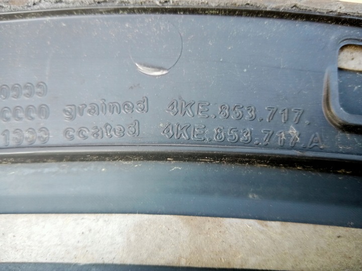 фото №11, Audi e-tron левая планка крыльев перед 4ke853717a