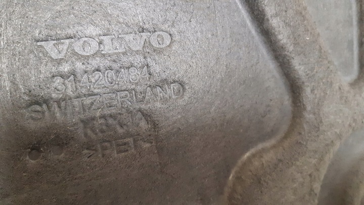 фото №5, Volvo v60 ii захист шасі ліва зад 31420484