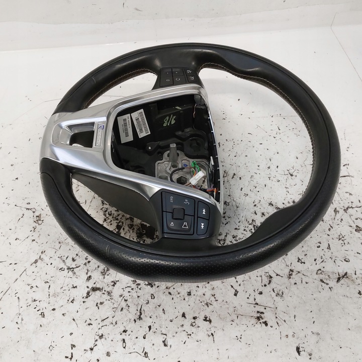 фото №10, Volvo v40 ii r-design 2014 кермо шкіряний круїз-контроль