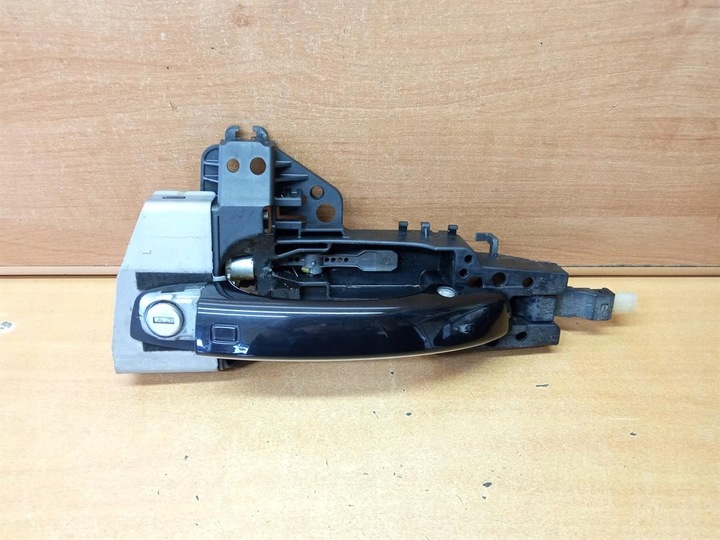 фото №1, Ручка ліва передня зовнішня audi a8 d4 lz9y