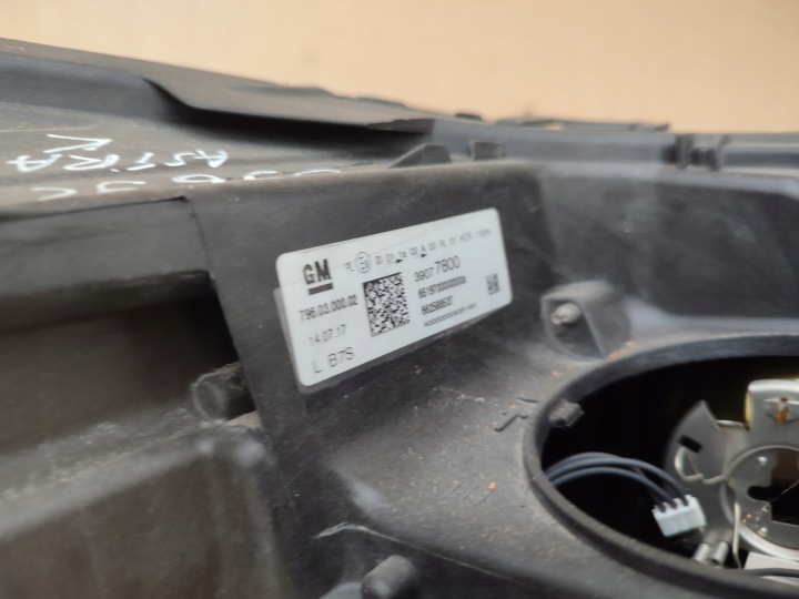 фото №10, Фара левое фара передняя левая led европа opel astra 5 v k 15-20 39077800