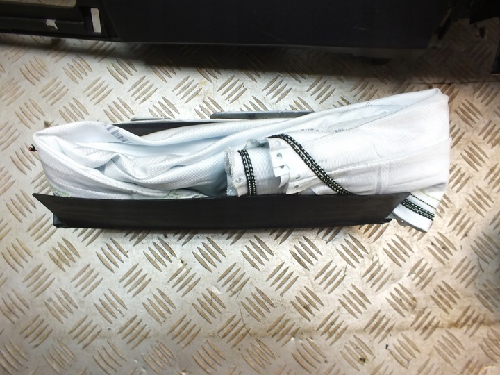 фото №10, Seat leon iv cupra консоль панель раздаточная подушка безопасности сработавшая