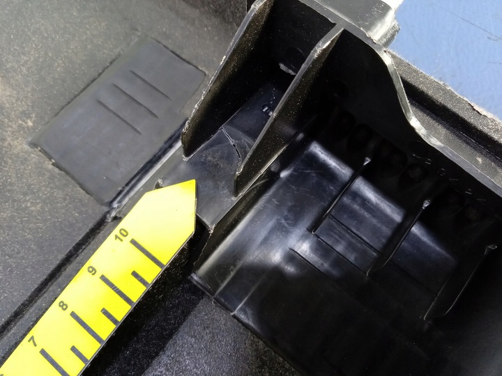 фото №8, Nissan almera n16 hb 5d полка багажника