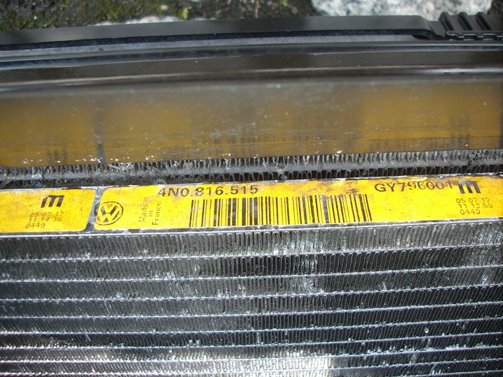 фото №9, Audi a8 d5 4n0 радиатор 4n0816515 tfsi вентиляторы ew. pas усилитель