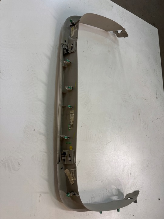 фото №9, Обшивка захист кришки багажника боковина рамка chrysler pacifica 2017 - 2021