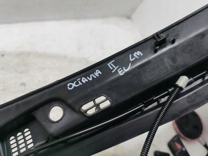 фото №7, Панель под лобовым стеклом верхний skoda octavia ii рестайлинг 1z1819415f