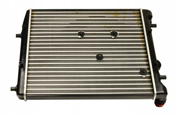 фото №2, Maxgear радіаторів vw polo 01- з вентилятор