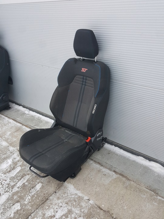 фото №9, Ford fiesta mk8 st сиденья диван сиденье 3 d