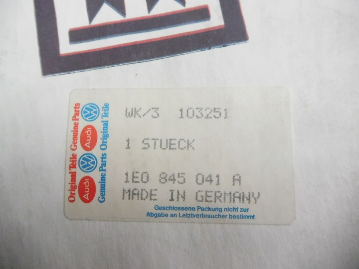 фото №6, Стекло боковая левая vw golf passat cabrio 1e0845041a