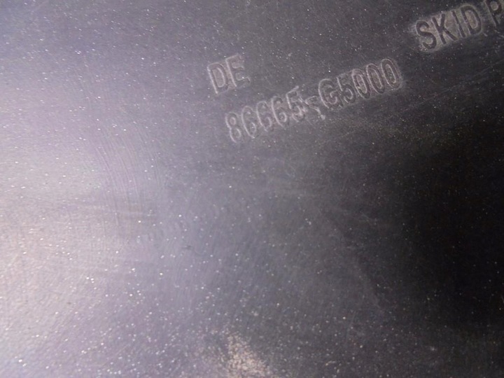 фото №7, Накладка спойлер планка бампера зад 86665-g5000 niro i 1,6 gdi 17r