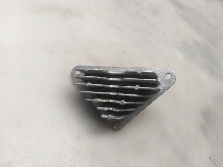 фото №1, Renault master iii рестайлинг iv модуль led правый