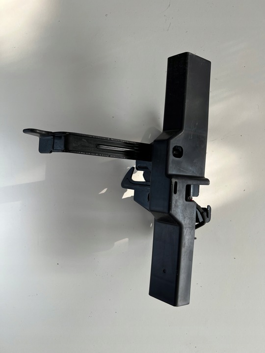 фото №1, Hyundai ioniq 5 2021- замок капота