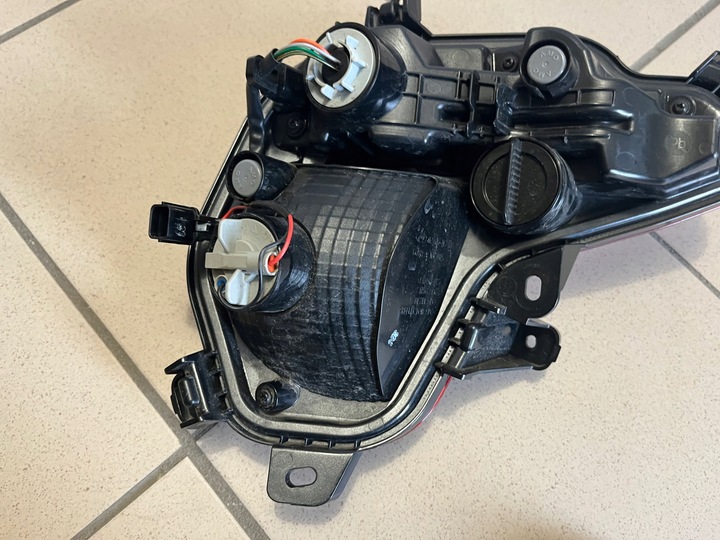 фото №15, Hyundai tucson iv 4 20- n line лампа задня зад права