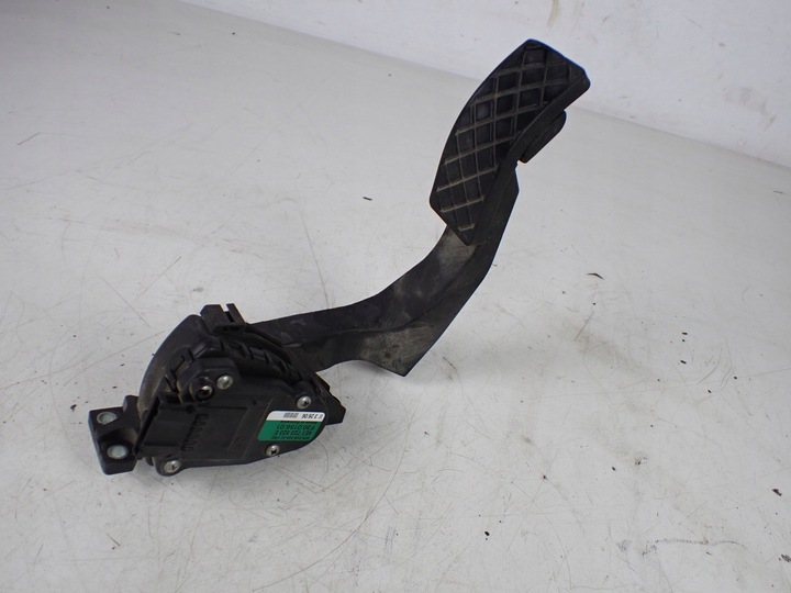 фото №1, Потенциометр педаль газа audi s8 d3 5.2 fsi 4e1723523e