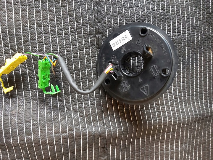 фото №13, Панель ремені подушки mercedes e w211 стрічка консоль