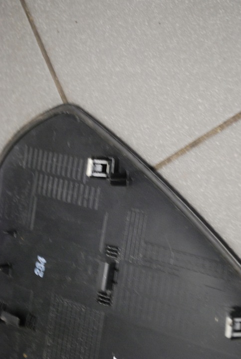 фото №7, Заглушка консоли правая audi a4 b8 8k0857086b