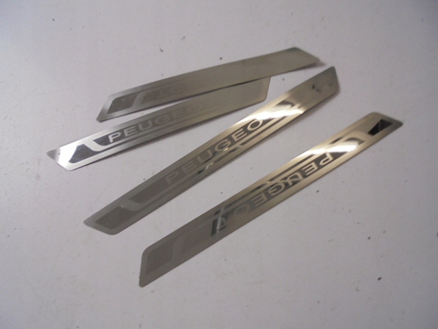 фото №1, Планки накладки порогові peugeot 308 ii t9 hb 15 r