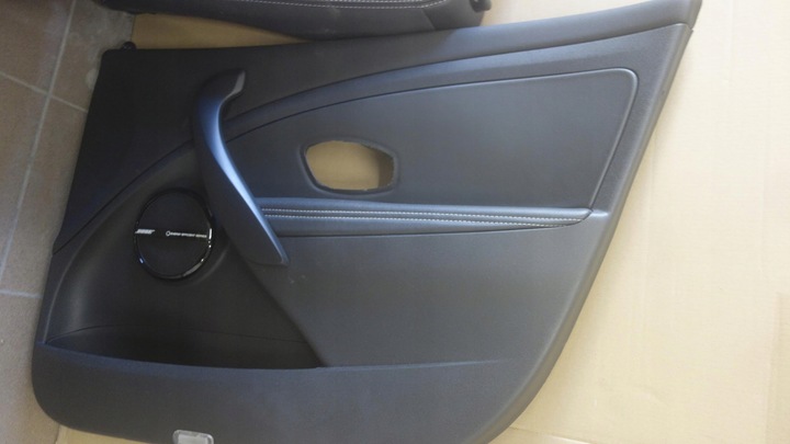 фото №10, Renault megane iii рестайлинг сиденья диван обшивки