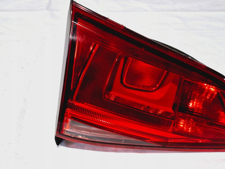 фото №3, Лампа w крышка багажника зад задняя левая vw golf vii 7 5g0 хэтчбек htb 5g0945093ac