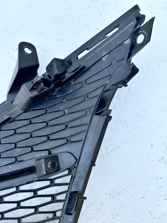 фото №10, Kia ceed iii gt line рестайлінг права решітка решітка бампера перед 86576-j7la0