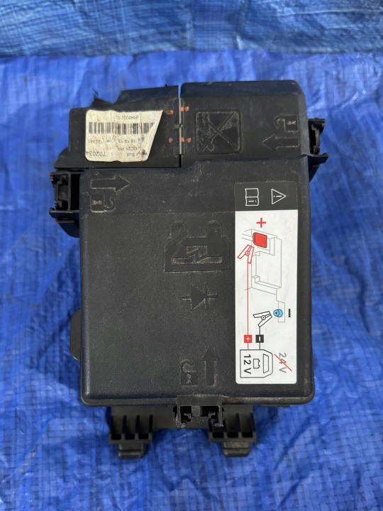 фото №12, Блок предохранителей citroen e-c3 9857391080 9857280380