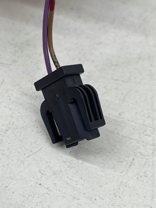 фото №8, Audi volkswagen seat skoda штекер разъём соединитель + шланг 893971632