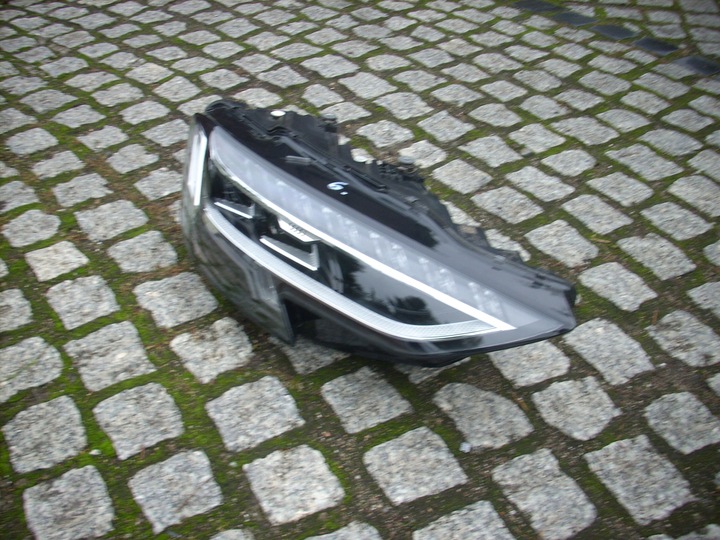 фото №1, Audi a8 s8 4n0 d5 4n0941080b рестайлинг лампа matrix digital neu фара новый