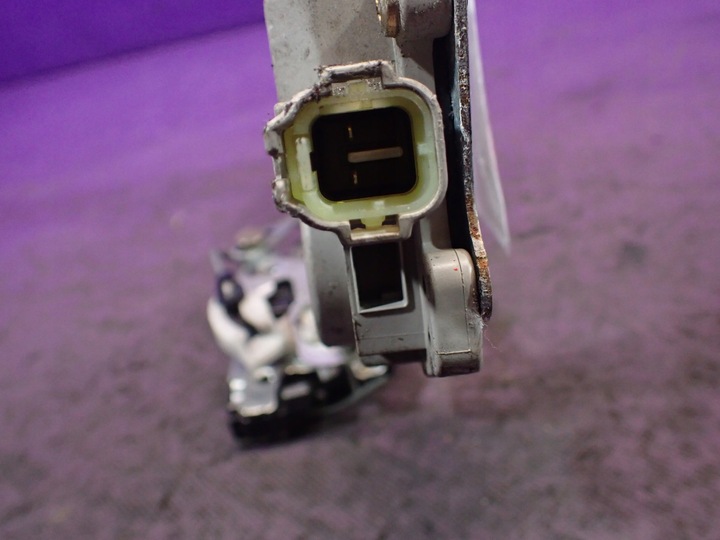 фото №4, Daihatsu yrv hb 5d замок перед правые 1015280570