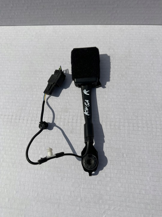 фото №1, Kuga mk2 рестайлинг застёжка ремня правый перед