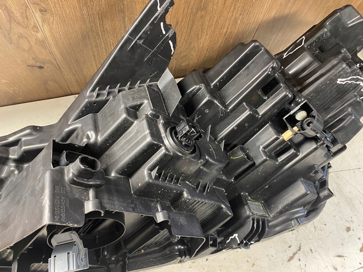 фото №14, Ford mustang mach-e лампа правые перед полный led