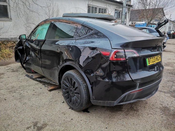 фото №9, Tesla модель y петля задніх двері - задні 2023 0.1l 149749500c 1497495-00-