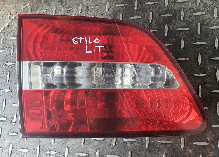 фото №1, Лампа лівий зад w кришка багажника fiat stilo універсал