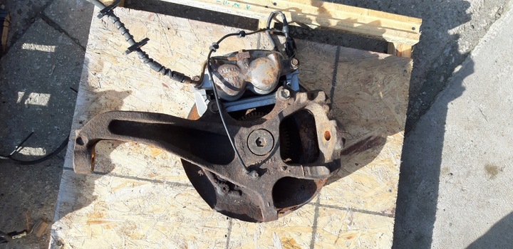 фото №1, Поворотна опора ступиця супорт ford f 150 f150 04-08r 4x2