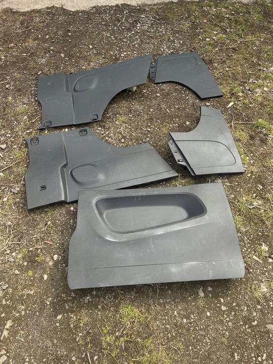 фото №1, Пластики обшивки кузов зад renault trafic iii 16-22r