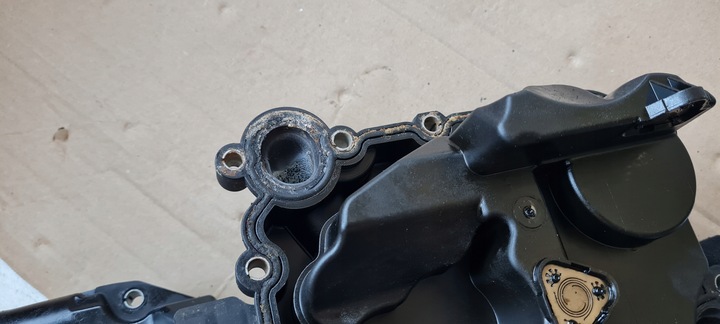 фото №13, S4 b8 клапан вентиляция картера воздуха 3.0 tfsi 06e103547f cak ccb