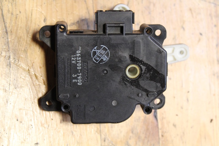 фото №9, Yaris i двигунчик нагрівача європа