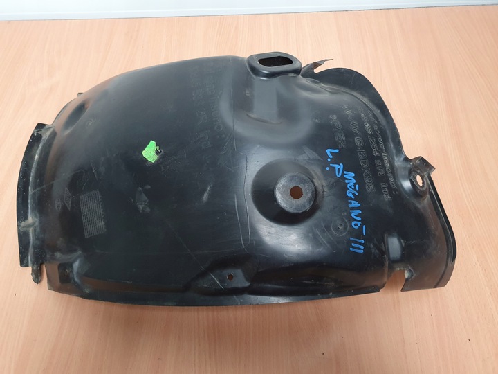 фото №11, Підкрилок перед ліві megane iii hb