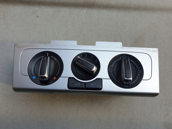 фото №1, Панель климат воздуховод vw polo v 5 6r 2009- 6r0820045n