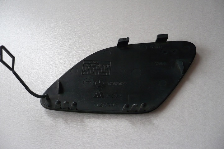 фото №8, Mercedes b-klasa w246 заглушка фаркоп бампер перед 2011-14