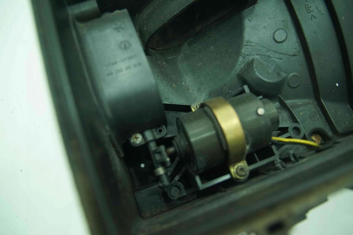 фото №9, Корпус фильтра воздуха расходомер jaguar xkr 4.2 x100 рестайлинг