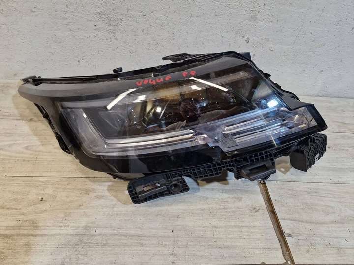 фото №1, Range rover 5 v l460 22-r. передня лампа перед