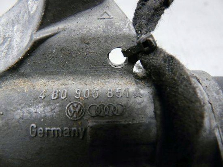 фото №5, Замок запалювання 4b09058451a вставка кришки golf iv bora