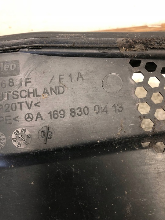 фото №6, Панель под лобовым стеклом mercedes w169 рестайлинг a1698300413