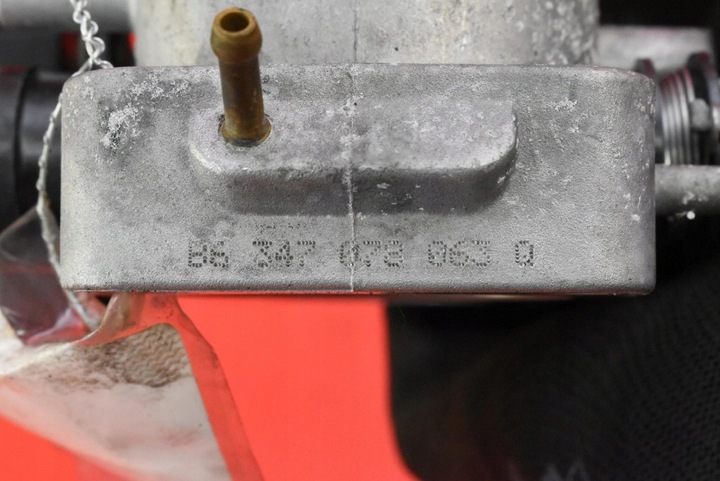 фото №7, Дросельна заслінка audi a6 c4 2.6 v6 150 km 94-97