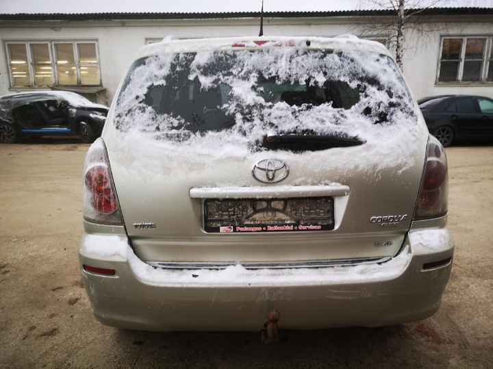 фото №10, Toyota corolla verso шланг інтеркулер 2007 2.2l 173620r010