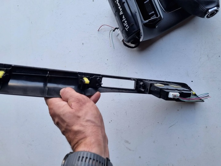 фото №13, Toyota avensis t25 планка dekor панели рамка рычаг переключения передач европа