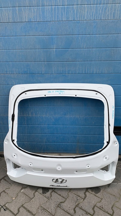 фото №1, Hyundai i30 2017- fastback крышка зад задняя