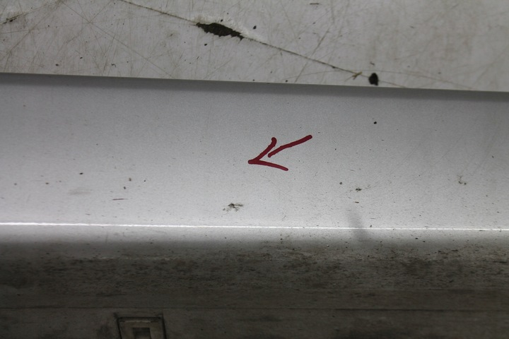 фото №4, Планка накладка порогова права hyundai i40 n3s 11-