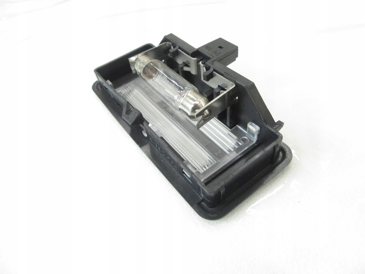 фото №8, Лампа стеля кабінна кабіни перед bmw e60 e61 e70 e81 e82 e84 e90 f25