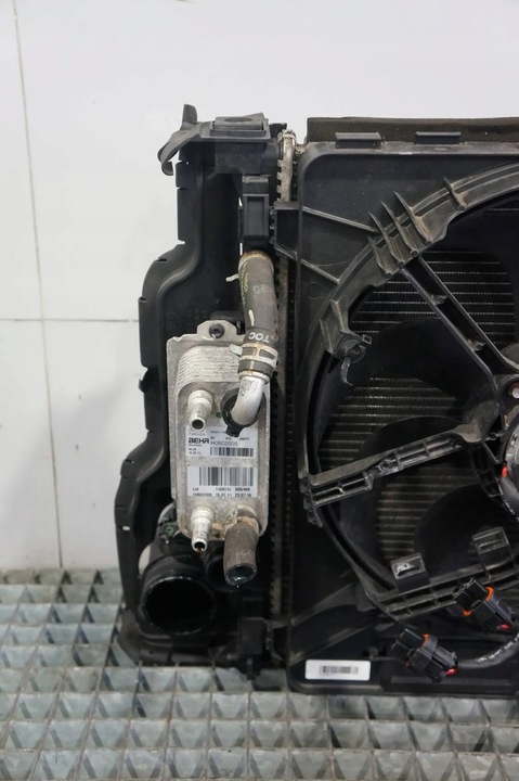 фото №7, Радіаторів радіатор комплект pas переднє volvo s60 ii v60 i 2.0 автомат